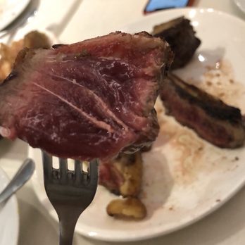 Almansa - T-bone steak that we ordered medium rare, came blue instead. At nearly €100 per steak, you'd think they knew how to cook them. - Spanish Near Me - Seville, SE