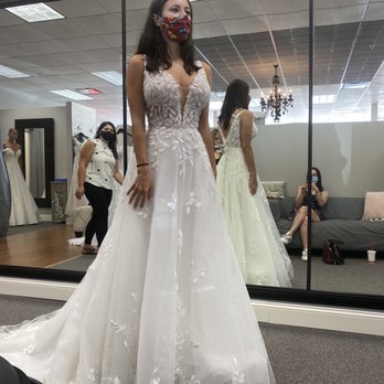Bella Sposa - Bridal Near Me - Tinley Park, Illinois