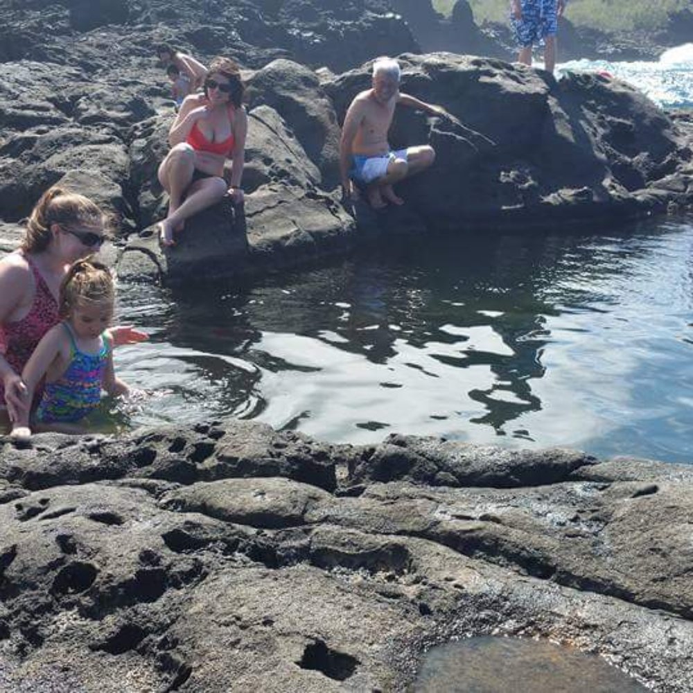 Olivine Pools - Getting ready to swim. - Beaches Near Me - Maui, Hawaii Olivine Pools - Getting ready to swim. - Beaches Near Me - Maui, Hawaii