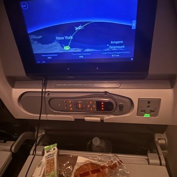 American Airlines - Breakfast - Airlines Near Me - Jamaica, New York American Airlines - Breakfast - Airlines Near Me - Jamaica, New York