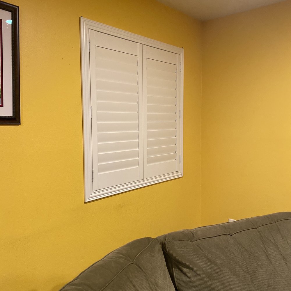 Rodeo Blinds - Living room shutters - Shutters Near Me - Sherman Oaks, California Rodeo Blinds - Living room shutters - Shutters Near Me - Sherman Oaks, California