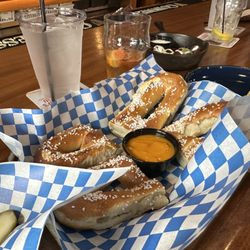 The Point Tavern - Delicious Hot NYC Pretzel - Needs Honey Mustard ;-)