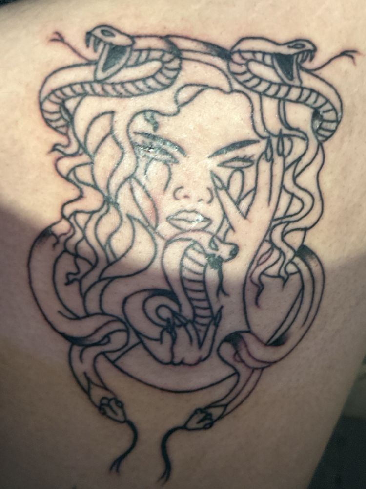 ANTHEM TATTOO PARLOR Updated August 2024 13 Photos & 34 Reviews