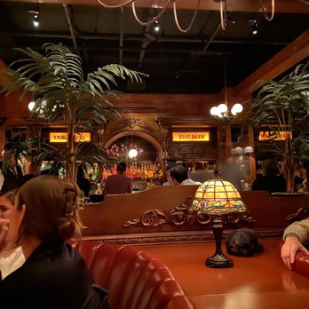 Trivoli Tavern - Inside - American Near Me - Chicago, Illinois Trivoli Tavern - Inside - American Near Me - Chicago, Illinois
