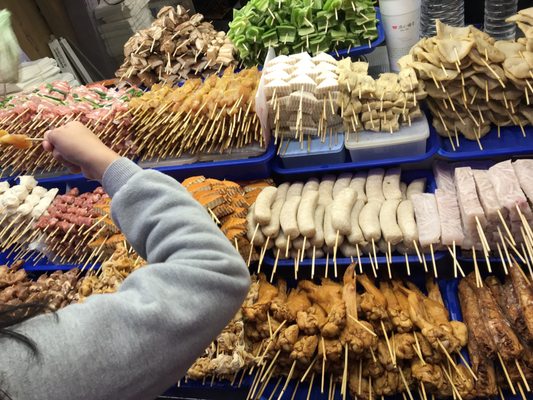 Dongdamen Night Market by null