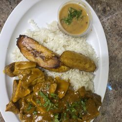 Antojitos Ecuatorianos - Seco de chivo
