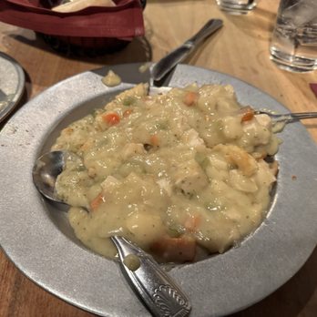 Jessop's Tavern - Chicken Pot Pie - American Near Me - New Castle, Delaware