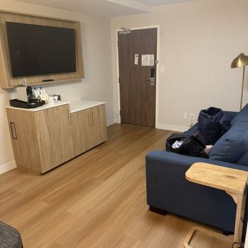 Hyatt Regency - Inside the room - Hotels Near Me - Niagara Falls, Ontario