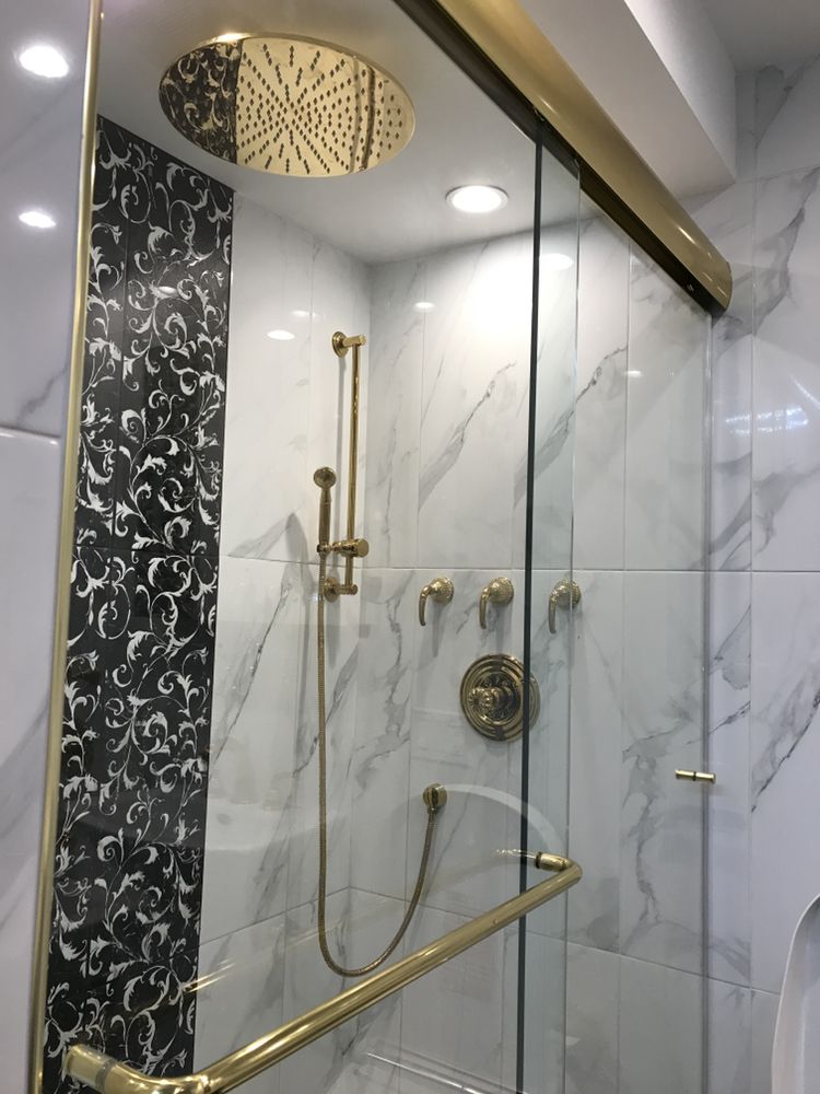 Slide of Signature house service