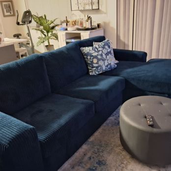 City Home - Charlie Chaise Sectional - Furniture Stores Near Me - Pembroke Pines, Florida City Home - Charlie Chaise Sectional - Furniture Stores Near Me - Pembroke Pines, Florida