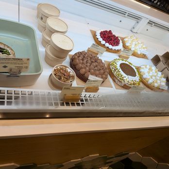 Land&Monkeys - Desserts - Bakeries Near Me - Paris, 01 Land&Monkeys - Desserts - Bakeries Near Me - Paris, 01