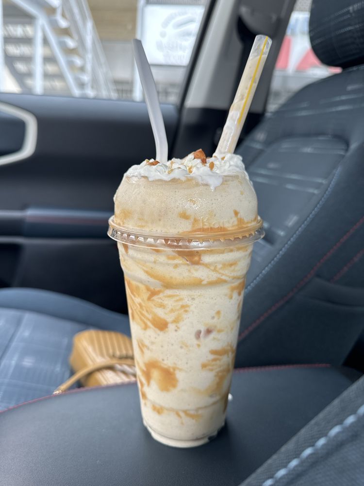 HIGHLAND PARK NUTRITION SPOT Updated August 2024 16 Photos 5031 N