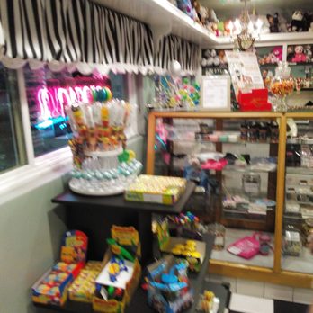Dewar's Candy Shop - Candy. - Candy Stores Near Me - Bakersfield, California