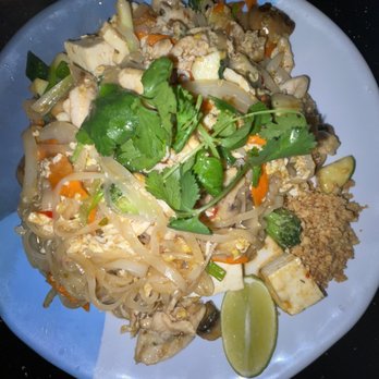 Koh Chang Thai Restaurant - Thai Near Me - Missoula, Montana