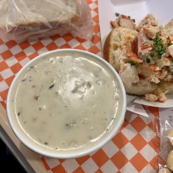 Pike Place Chowder - New England Clam Chowder - Seafood Near Me - Seattle, Washington Pike Place Chowder - New England Clam Chowder - Seafood Near Me - Seattle, Washington