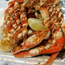Krabby Klusters - 2 kluster meal 50$
Comes with potatoes,2 corns,sausage,16 jumbo shrimp,3 eggs sliced and garnished and 2 klusters.