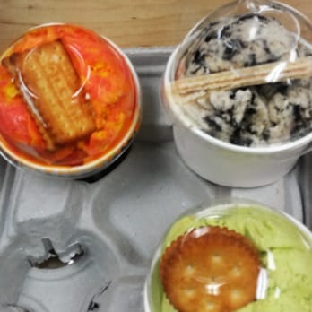 Toi Moi - "Maui_Waui", Cookies&Cream, & Green Tea Ice creams. - Desserts Near Me - Riverside, California Toi Moi - "Maui_Waui", Cookies&Cream, & Green Tea Ice creams. - Desserts Near Me - Riverside, California