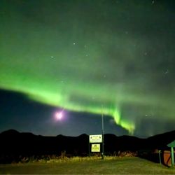 Tangle River Inn - Northern lights September great time to catch the lights