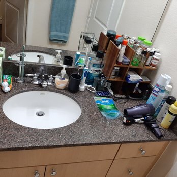 LOLLIMAIDS - They even organized my things in the bathroom! - Home Cleaning Near Me - Houston, Texas