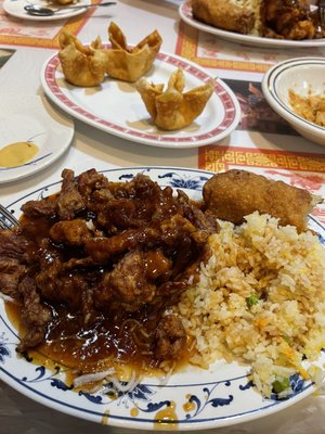 Yen Jing Chinese Restaurant by null
