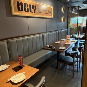 Ugly Dumpling - Nice spot to sit - Chinese Near Me - Scarsdale, New York Ugly Dumpling - Nice spot to sit - Chinese Near Me - Scarsdale, New York