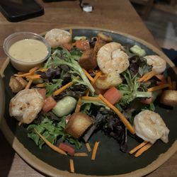Creekside Jack's - Creekside salad with shrimp