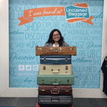 Unclaimed Baggage - Photo op - Luggage Near Me - Scottsboro, Alabama Unclaimed Baggage - Photo op - Luggage Near Me - Scottsboro, Alabama