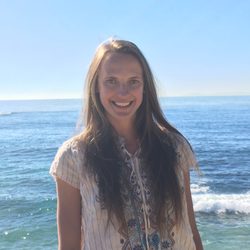 Erin Lavinsky, LAc