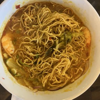 Budsi's Authentic Thai - Curry shrimp ramen - Thai Near Me - New Orleans, Louisiana