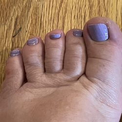 Sun Nails - Painted toes