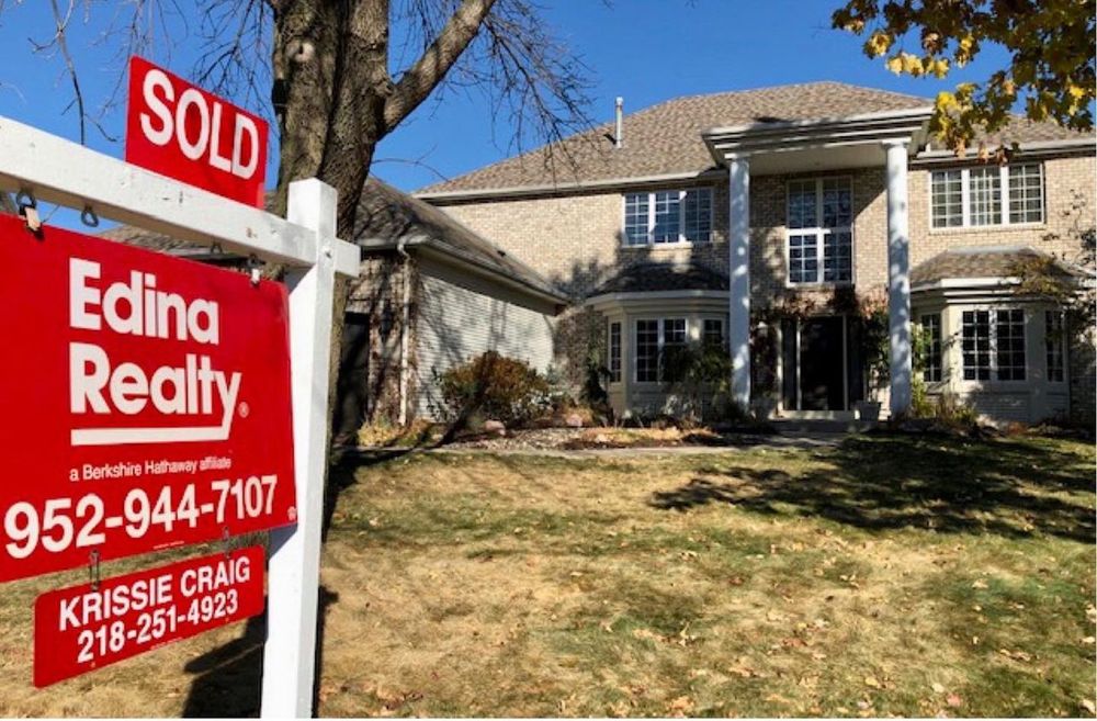 KRISSIE CRAIG EDINA REALTY Contact Agent 11800 Singletree Ln, Eden Prairie, Minnesota