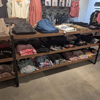Torrid - Graphic t-shirts - Accessories Near Me - Winnipeg, Manitoba Torrid - Graphic t-shirts - Accessories Near Me - Winnipeg, Manitoba