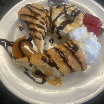 La Capital Cafe and Grill Restaurant - Fried cheesecake - Mexican Near Me - Carson City, Nevada La Capital Cafe and Grill Restaurant - Fried cheesecake - Mexican Near Me - Carson City, Nevada