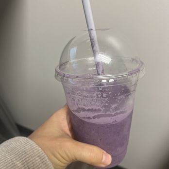 Sweet Lemon Cafe - Blueberry smoothie - Cafes Near Me - Washington, DC, District of Columbia