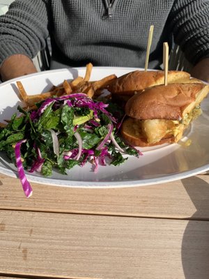 Cindy Lou's Fish House by null