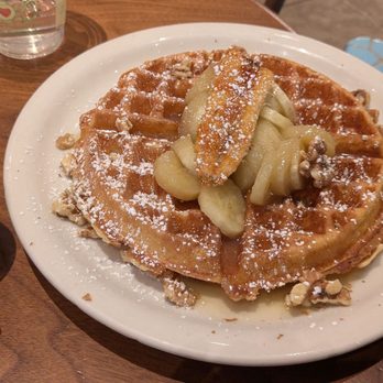Urth Caffe Wynn Las Vegas - Banana walnut waffle - Cafes Near Me - Las Vegas, Nevada