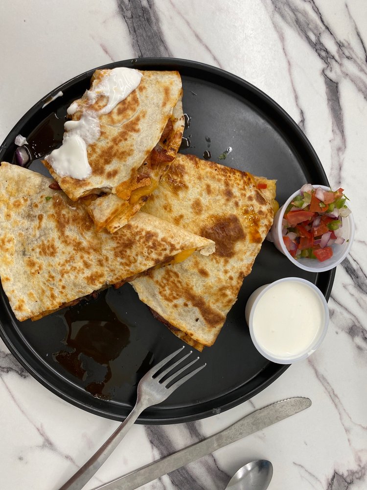 Food from Pueblo Mio