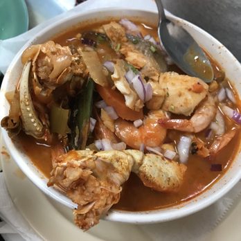 El Puerto Mariscos & Grill - Seafood Near Me - Chicago, Illinois