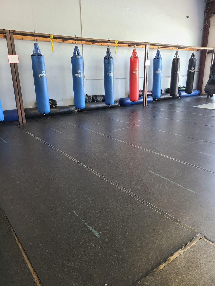 BAKERSFIELD BOXING AND FITNESS CLUB Updated July 2024 21 Reviews
