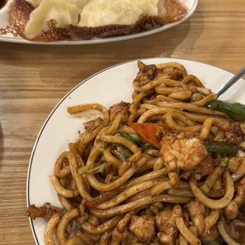 One More Bite Dumpling House - Vegetable pan fried dumplings and noodles - Shanghainese Near Me - San Marcos, California