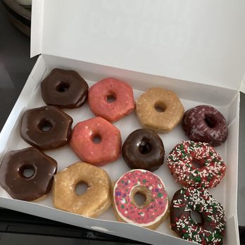Daylight Donuts - a box of assorted donuts - Donuts Near Me - Edmond, Oklahoma Daylight Donuts - a box of assorted donuts - Donuts Near Me - Edmond, Oklahoma