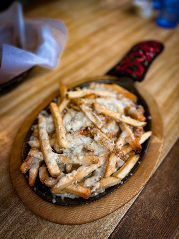 Food from Putter's Patio & Grill