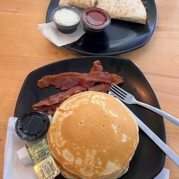 Hansel 'n Griddle - Sandwiches Near Me - New Brunswick, New Jersey Hansel 'n Griddle - Sandwiches Near Me - New Brunswick, New Jersey