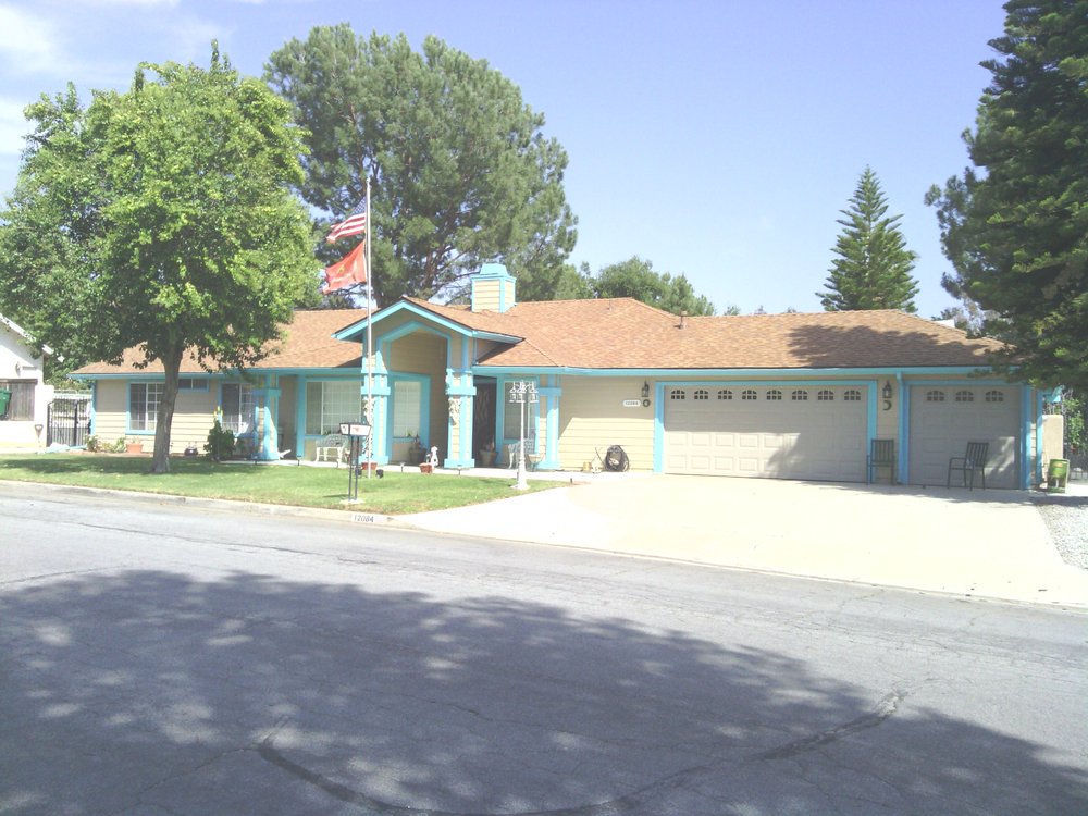 Slide of A E Roofing