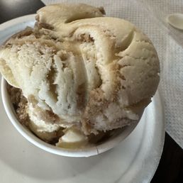 Root beer ice cream (tastes amazing!) Root beer ice cream (tastes amazing!)