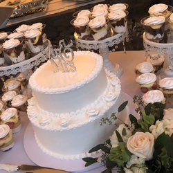 Reasonable price! Deposit to lock it in, couple weeks later,beautiful set up was delivered to venue. Highly recommend!