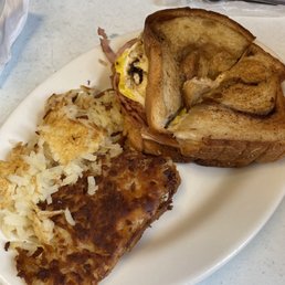 Lisa's Favorite Breakfast Sandwich Lisa's Favorite Breakfast Sandwich
