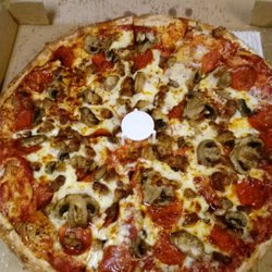 Smokin Joe's - #YUM!! Great pizza.... Well worth the trip!