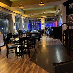 Rabbit Hole Tavern - Dining area