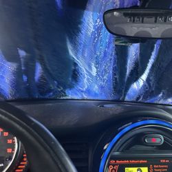Brown Bear Car Wash - Washing time!